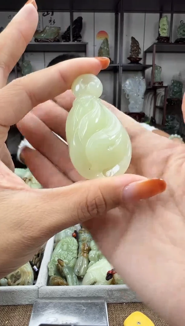 未镶嵌和田玉把件1