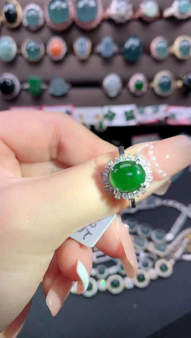 【闪购商品】翡翠戒指银S925镶嵌521421
