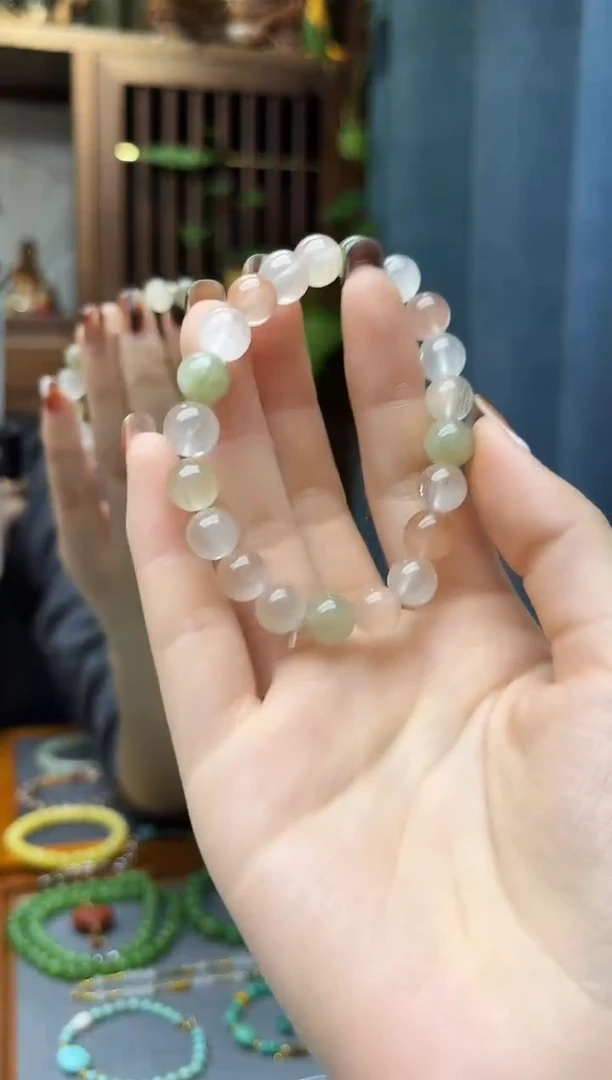 未镶嵌车挂水晶兔毛水晶手串ZD