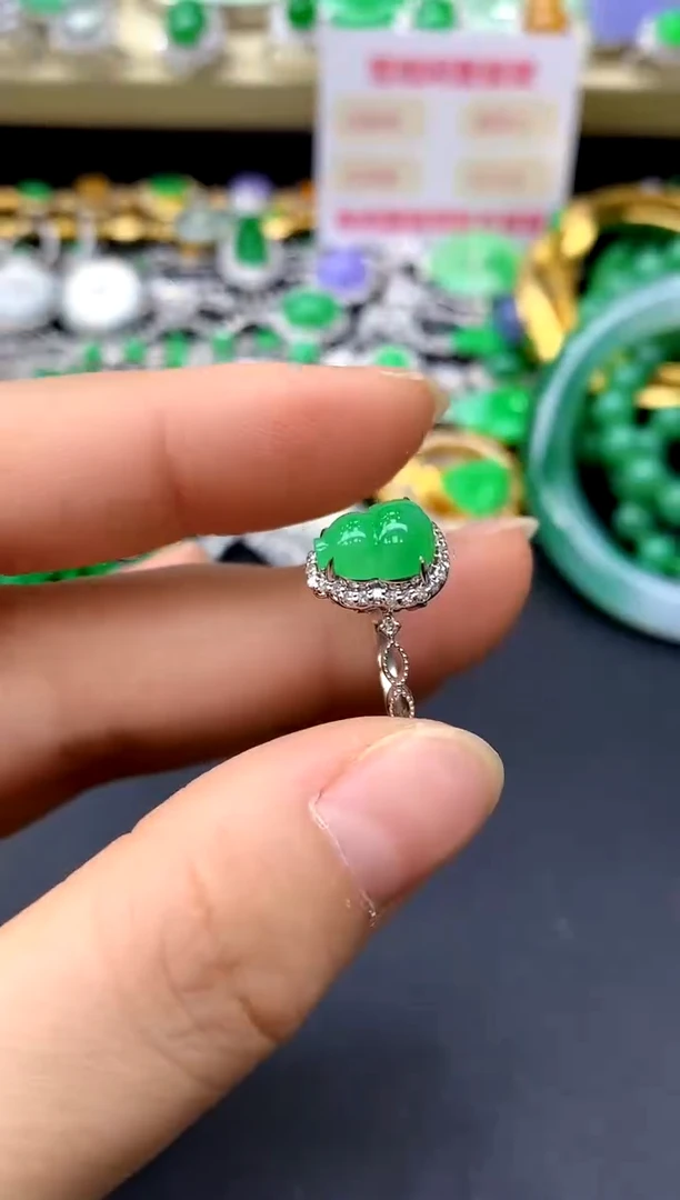 18K金镶嵌戒指翡翠127-中国好珍宝