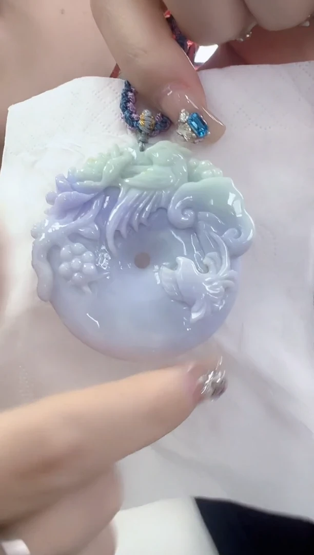 颈饰未镶嵌翡翠孤品平安扣  宽高53厚11