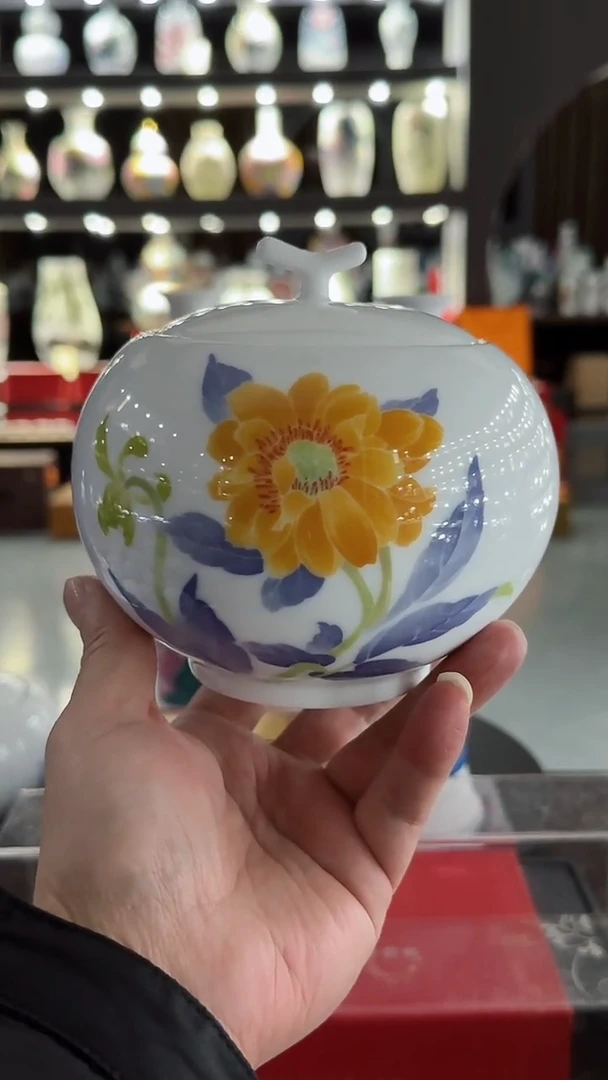 【闪购商品】手绘款十二花神菊花茶叶罐