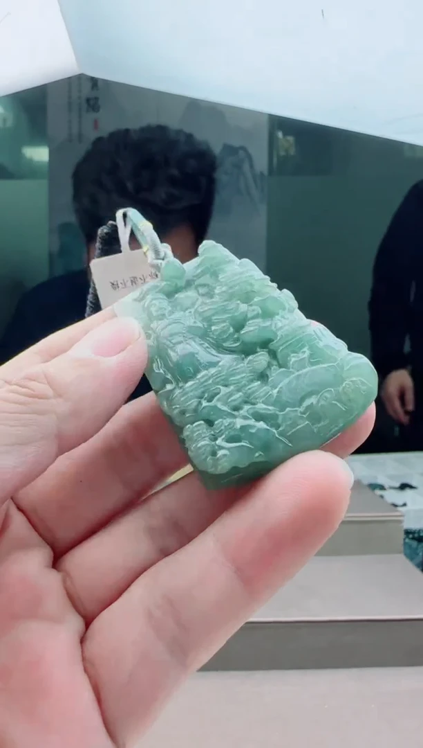 【闪购商品】翡翠颈饰未镶嵌111111111