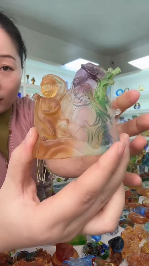 手工艺品琉璃猴子