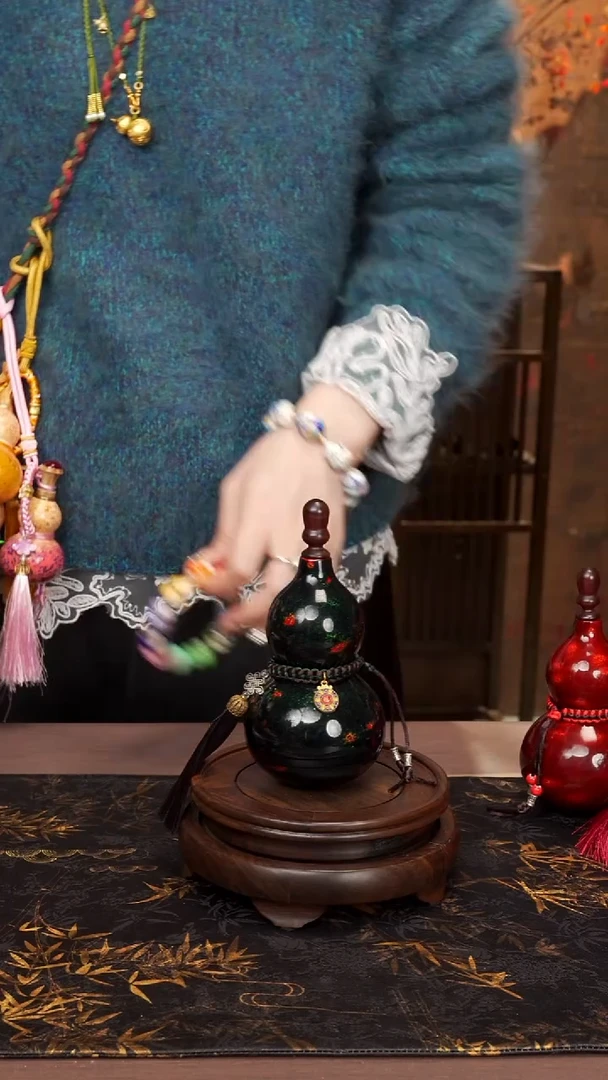 摄****宇133 --高端工艺大漆酒葫芦--1188