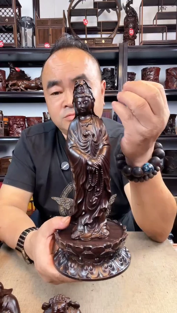 木双层莲花小号+观老李红木工艺品