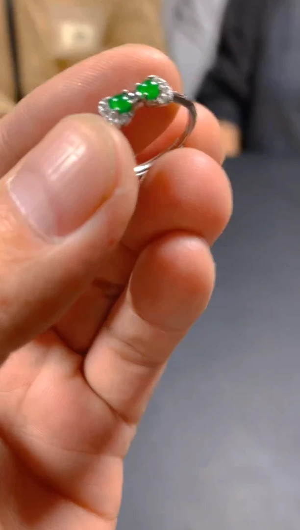 未镶嵌戒指翡翠多样性发一