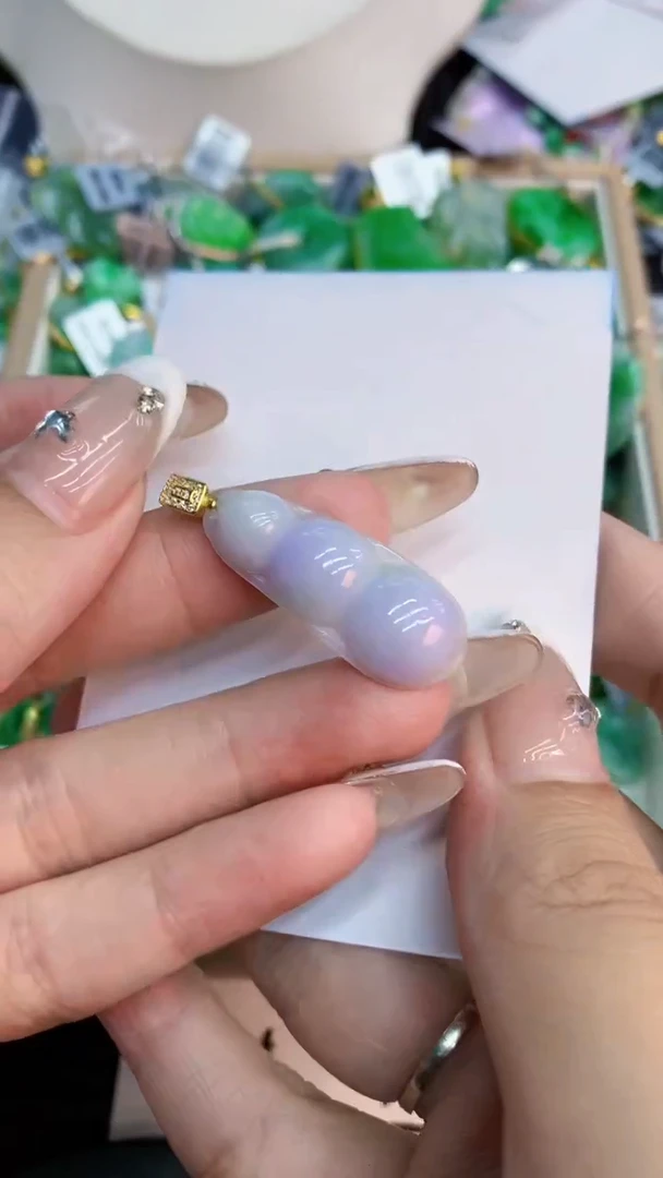 翡翠未镶嵌吊坠(不含链)1