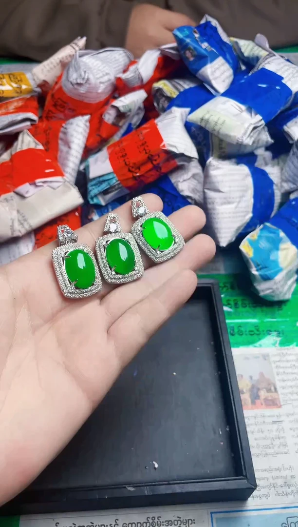 强子收货--所见即所得--多样性发货--HFH2466绿色蛋面