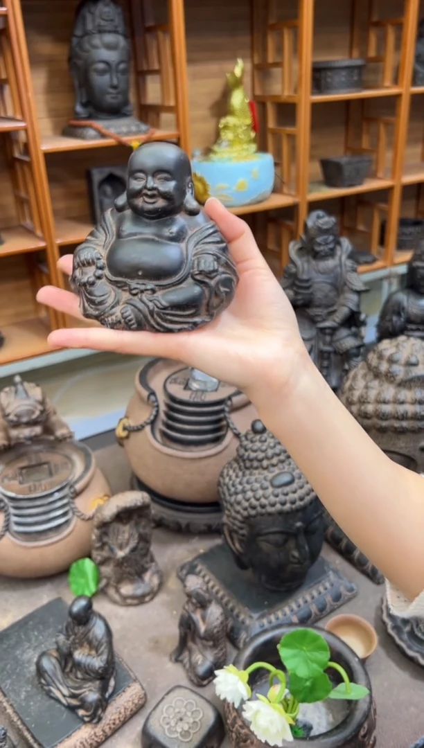 陶土【火山泥】未来佛