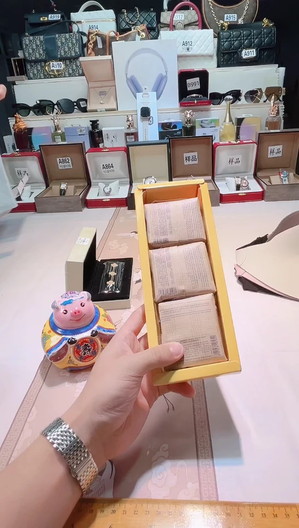 瓷片瓷器 库房到期 全部地板价@@1