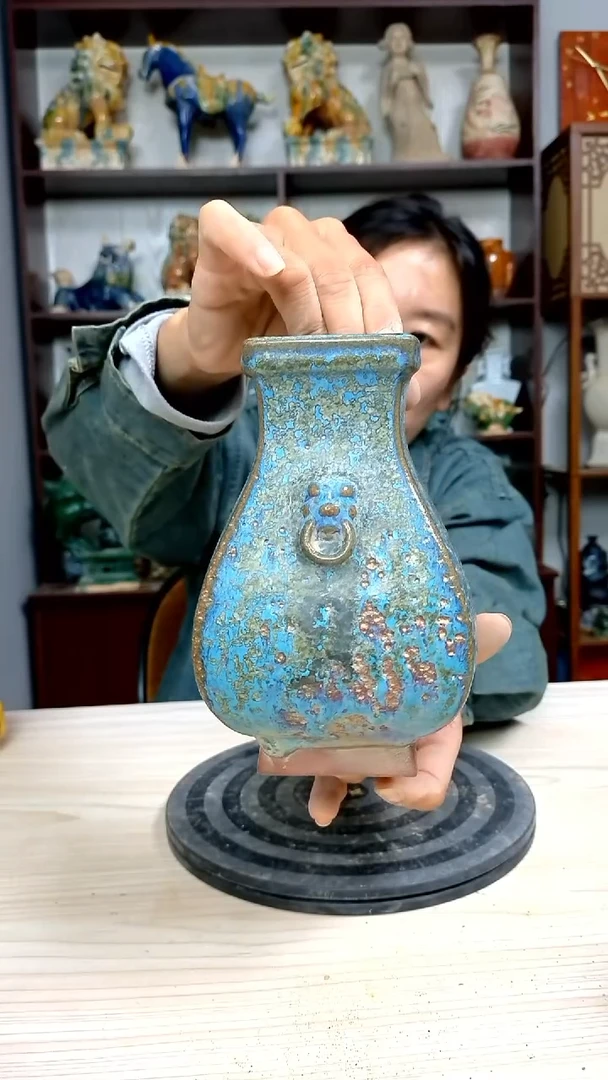 经典精美复古风格瓷器