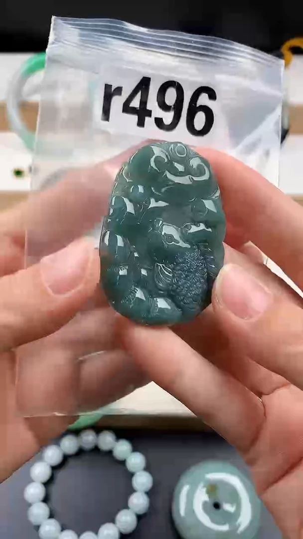 颈饰未镶嵌翡翠天然翡翠吊坠挂件