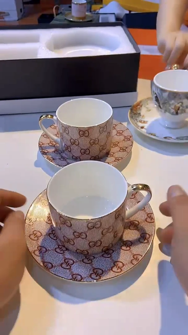 鸿辉家品牌瓷器，京东包邮！