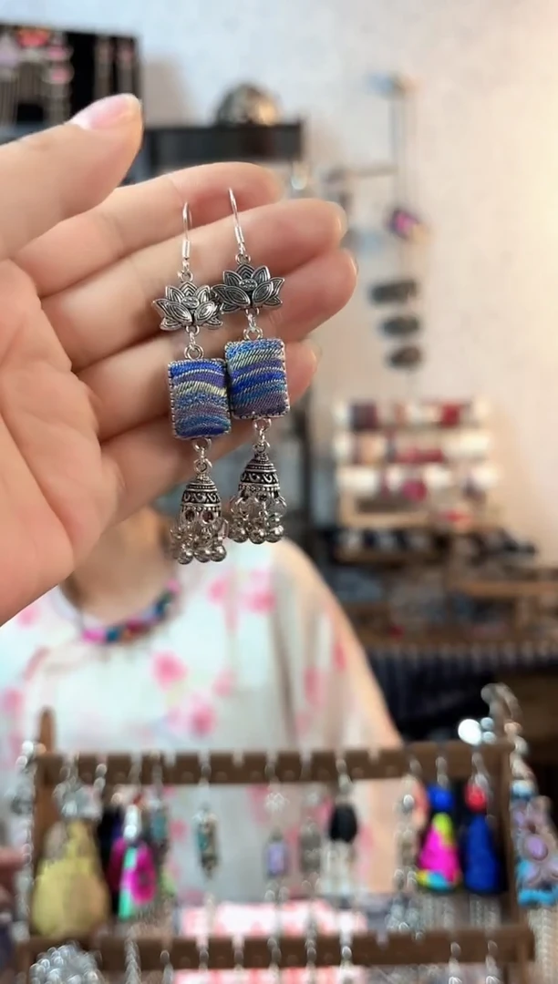 织绣彩云南阁非遗老绣饰品342