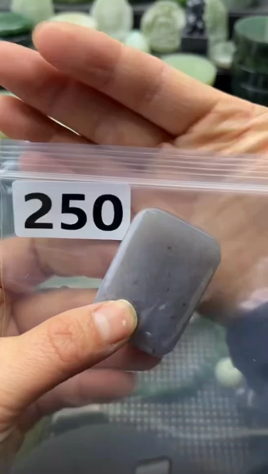 未镶嵌和田玉珠宝半成品牌子