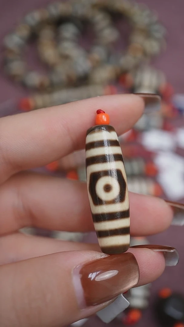 【闪购商品】玛瑙/玉髓颈饰未镶嵌蚀花玛瑙珠定制编绳