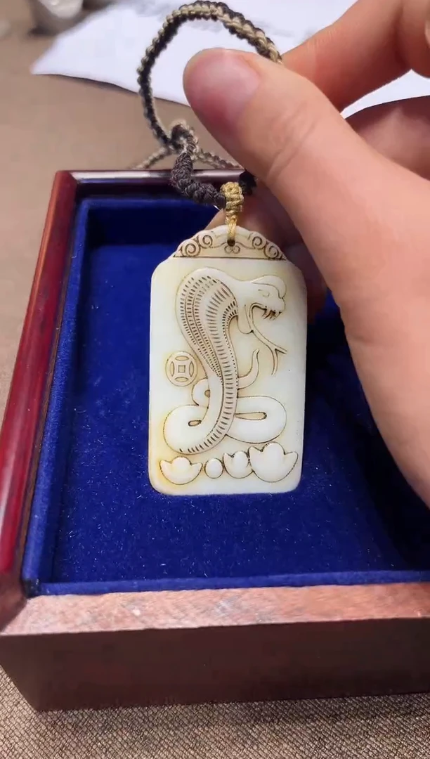 和田玉未镶嵌颈饰z120