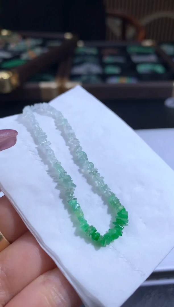 未镶嵌定制翡翠天****姥翡翠
