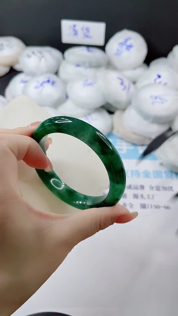 未镶嵌手镯石英质玉多样性发货L42