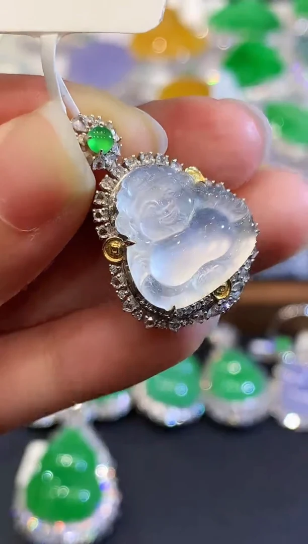 翡翠18K金镶嵌吊坠(不含链)WHX多样性发其一