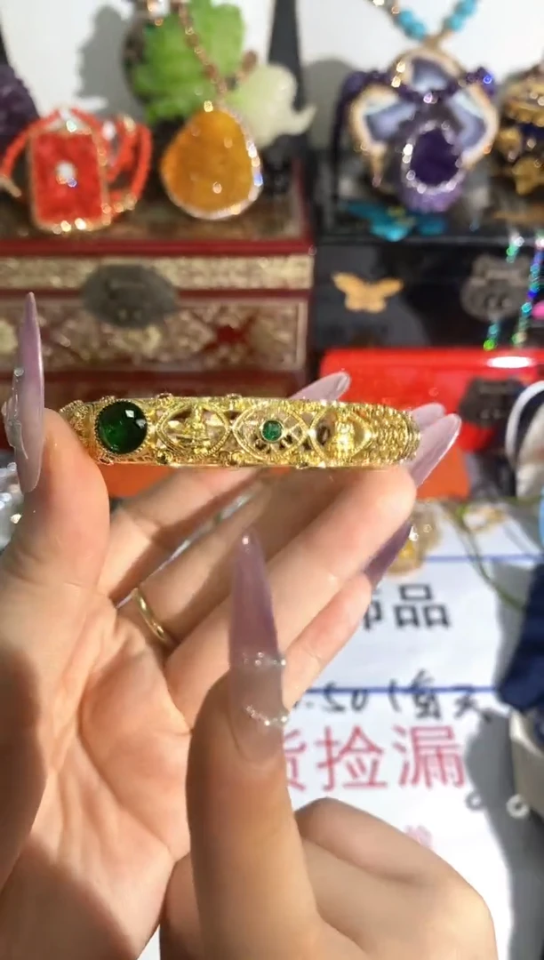合成立方氧化锆铜合金手镯