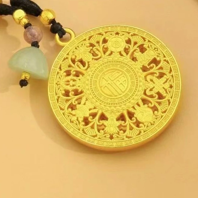 天然玉髓镶嵌750八宝罗盘吊坠