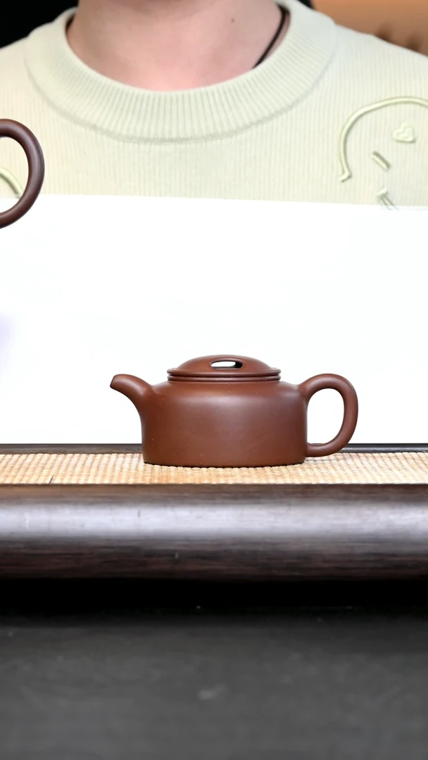 紫砂其他H*AA5540-曹留群-牛盖莲子-紫泥210cc