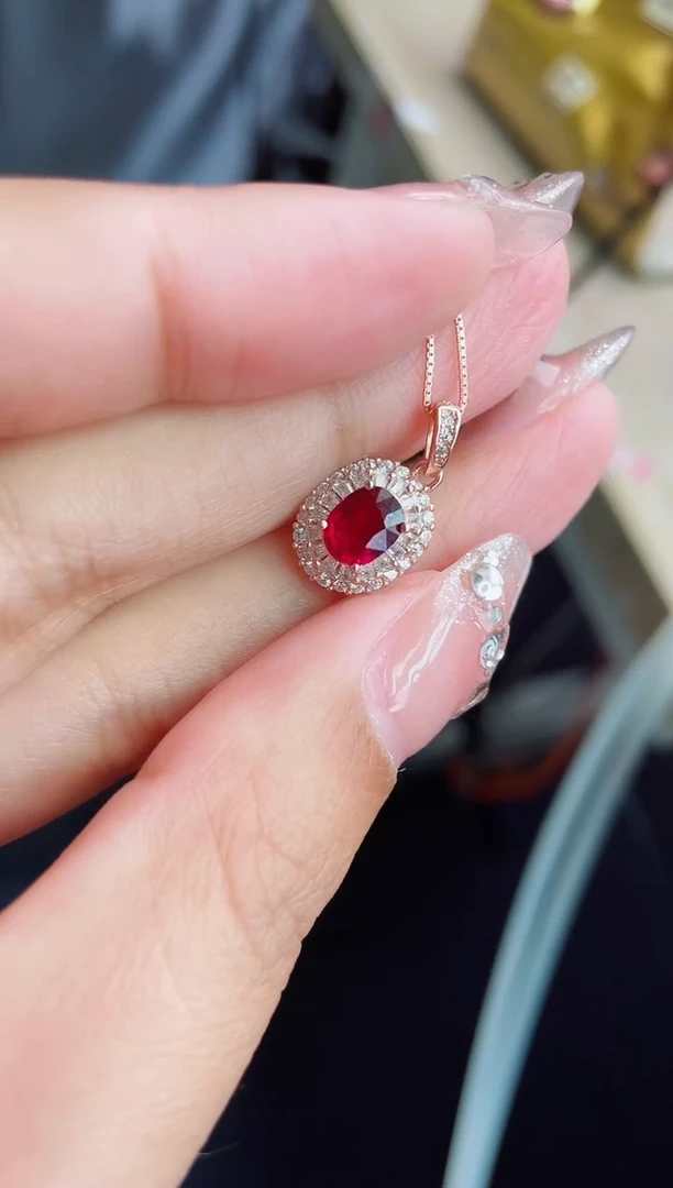 【闪购商品】碧玺颈饰银S925镶嵌吊坠