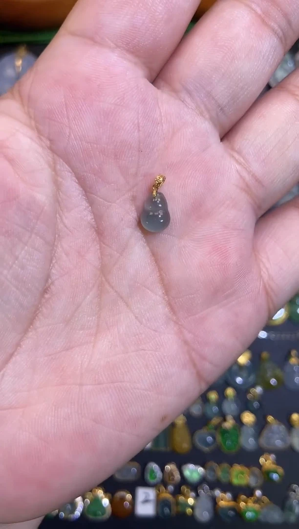 翡翠18K金镶嵌吊坠(不含链)1