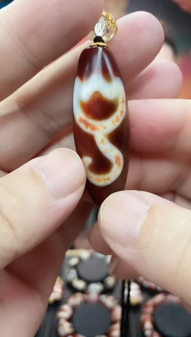 玛瑙/玉髓项链未镶嵌水莲花吊坠