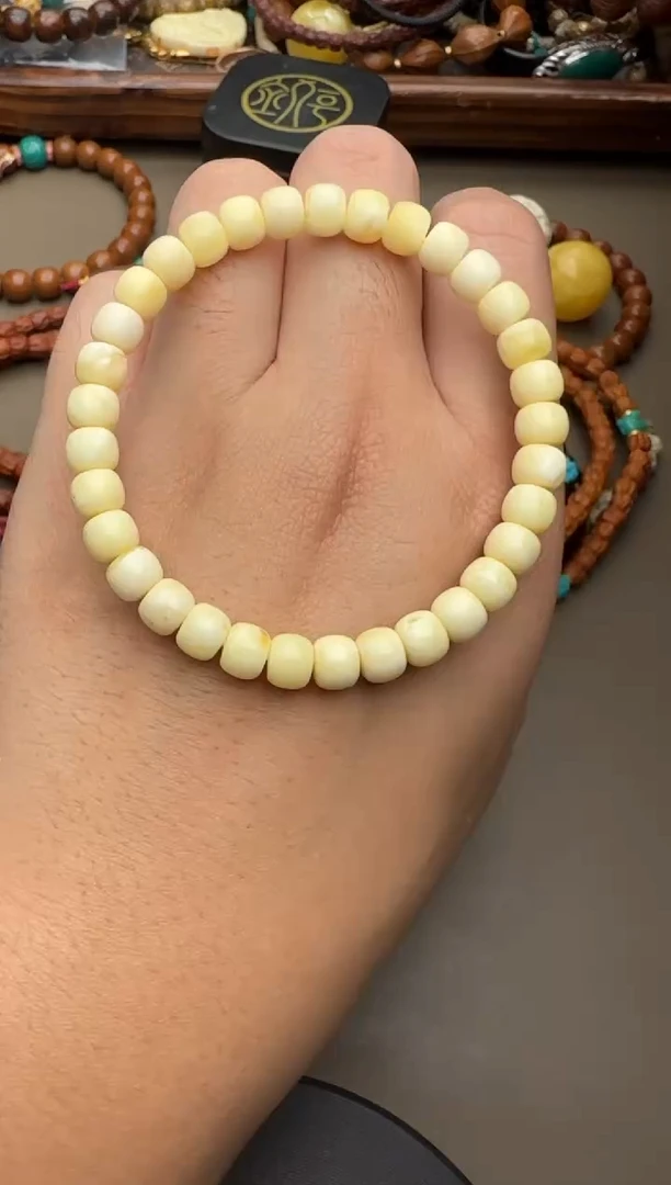 【闪购商品】蜜蜡裸石未镶嵌蜜蜡手串