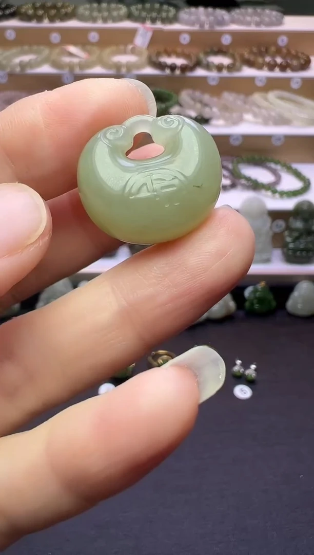 颈饰未镶嵌和田玉191号链接