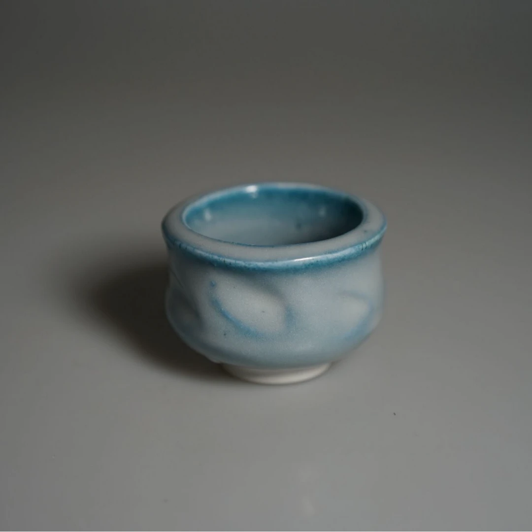 蒙涛丨蓝莓冻自由肌主人杯景德镇纯手工陶瓷茶具中式高档手绘茶杯