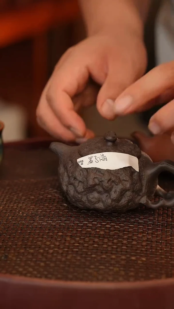 茶壶紫砂瑕疵