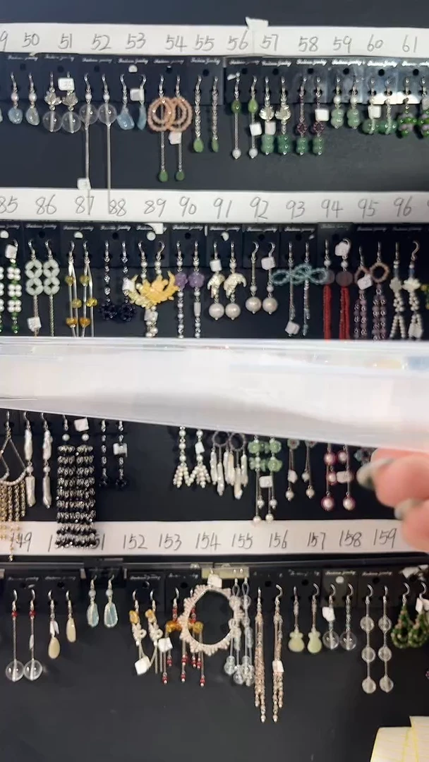 未镶嵌翡翠耳饰爱豆