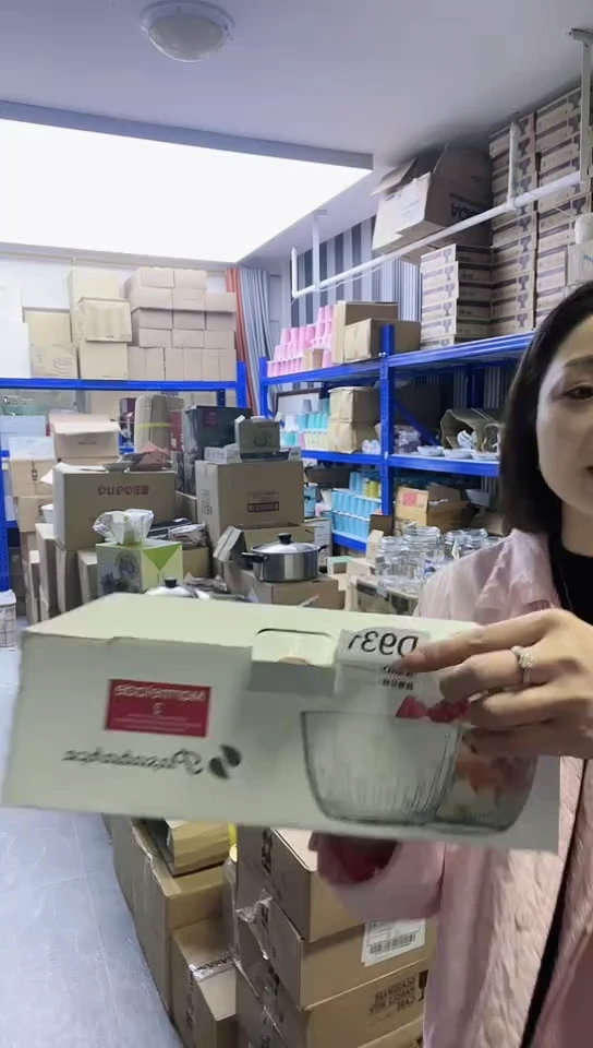 【闪购商品】瓷片进口百货16cm水果碗两只+两盖D931