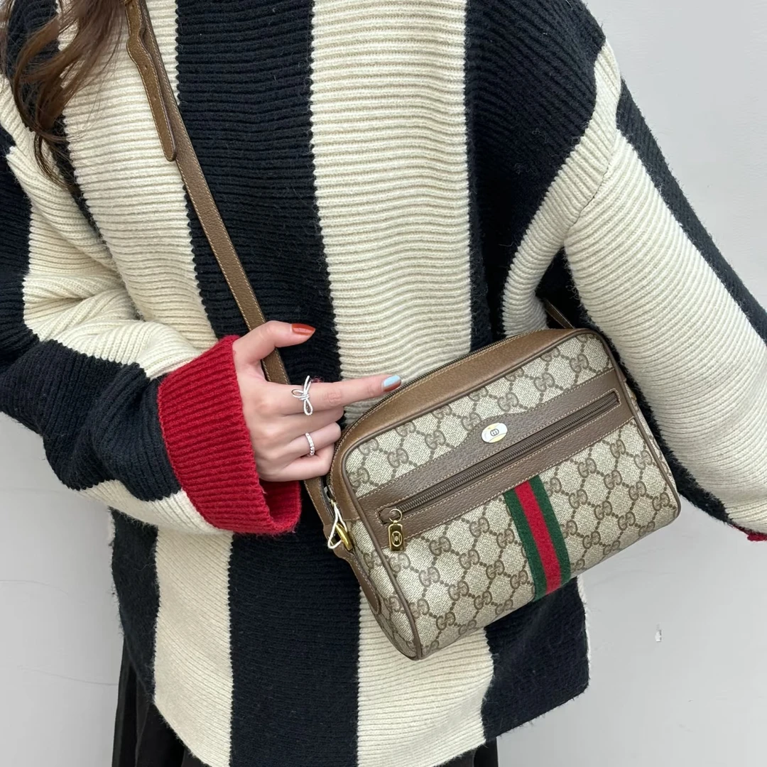 95新 GUCCI/古驰 G专属/古驰相机斜挎包/15001