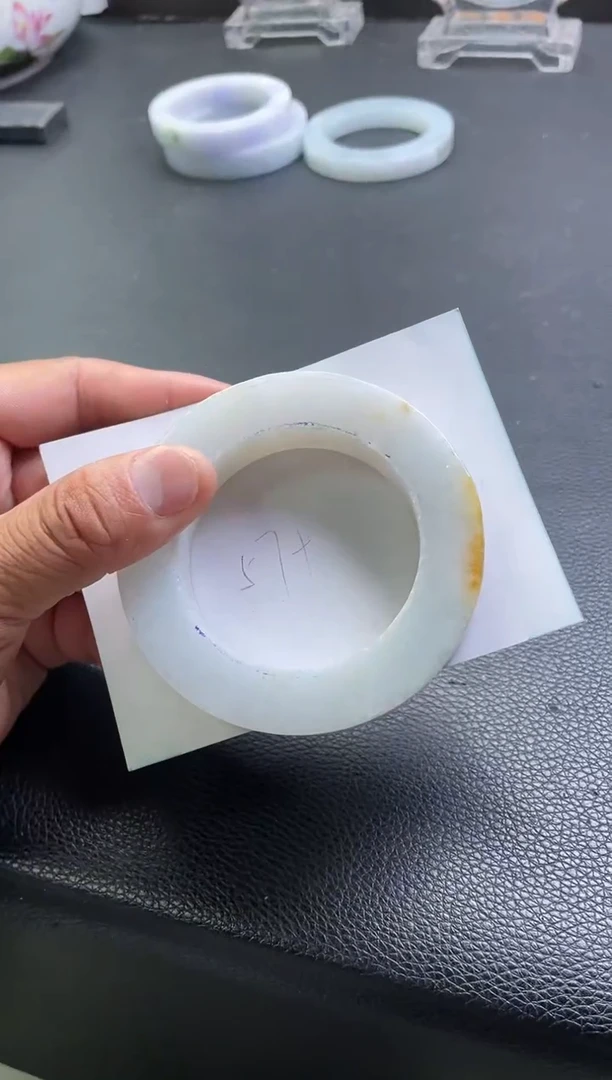 未镶嵌手镯定制翡翠用****1手镯