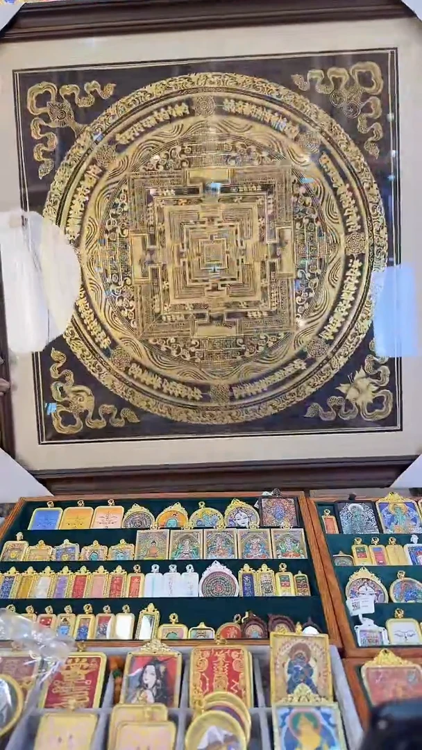 吊坠十轮金刚坛城不带框-纯手绘唐卡拉萨直发