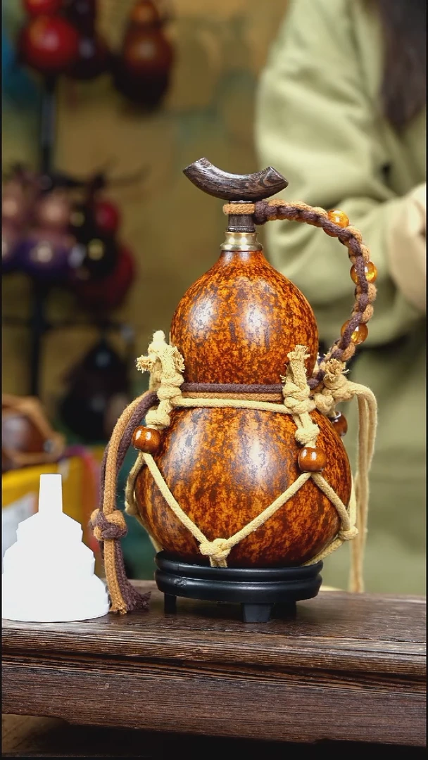 YF015复古网兜款天然酒葫芦（一物一拍）