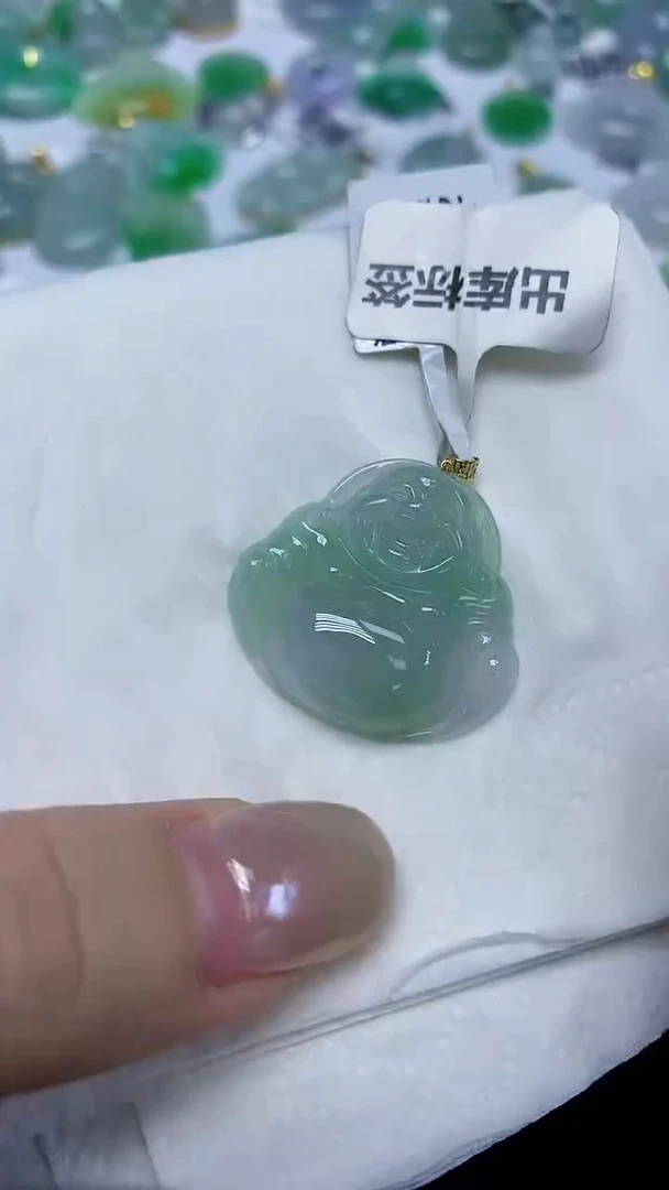 翡翠18K金镶嵌颈饰天然缅甸翡翠A货