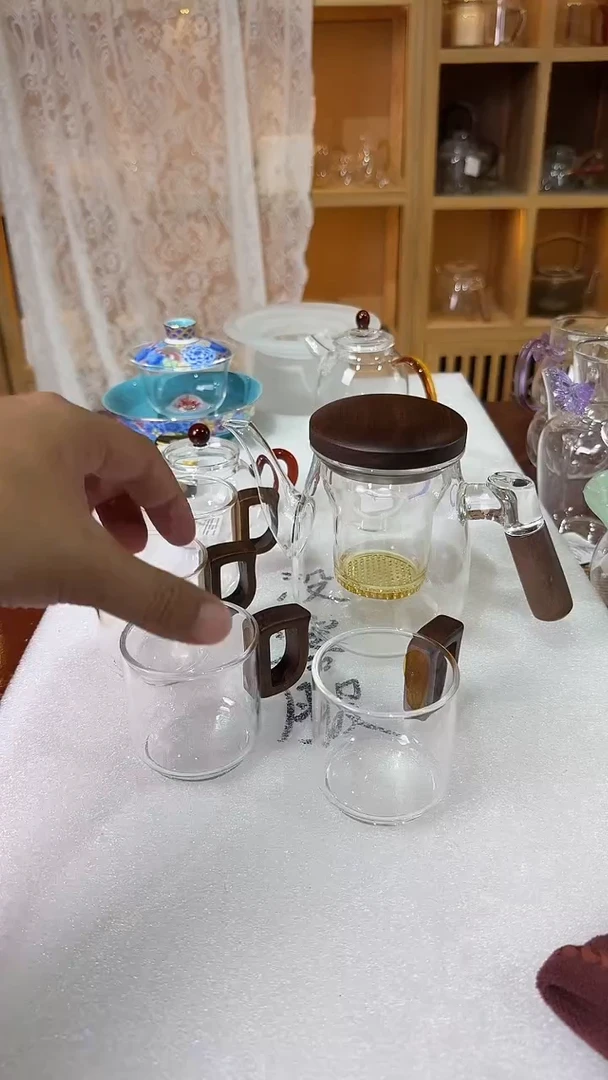 蘑菇壶加4只木把杯