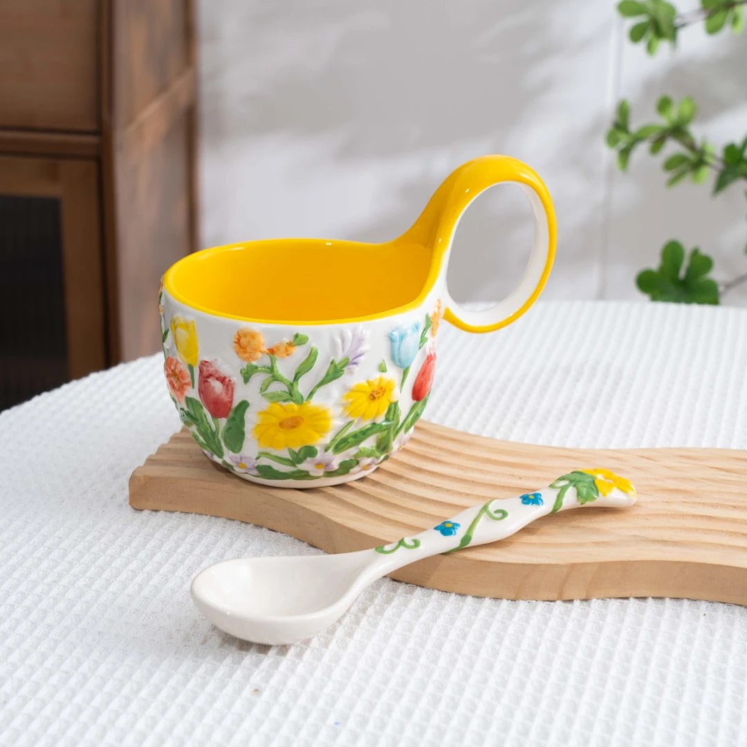 【西里西亚】手绘漫步花海-450ml曲把杯配勺