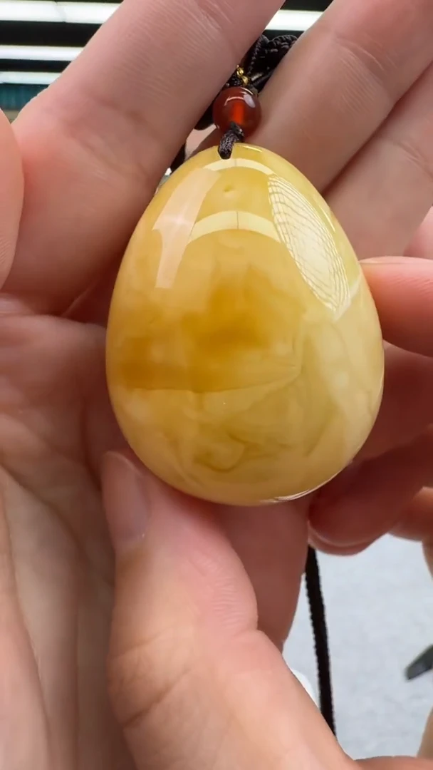 未镶嵌颈饰琥珀115秒拍号