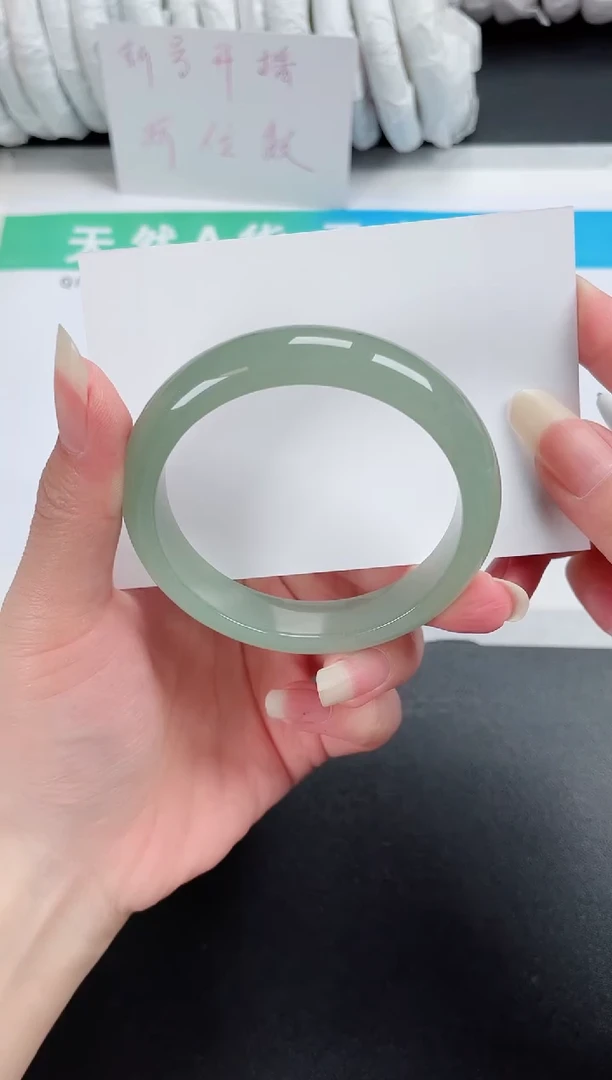 【闪购商品】石英质玉手镯未镶嵌144-55.7