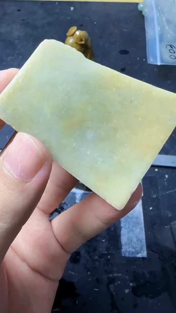 未镶嵌挂件翡翠037