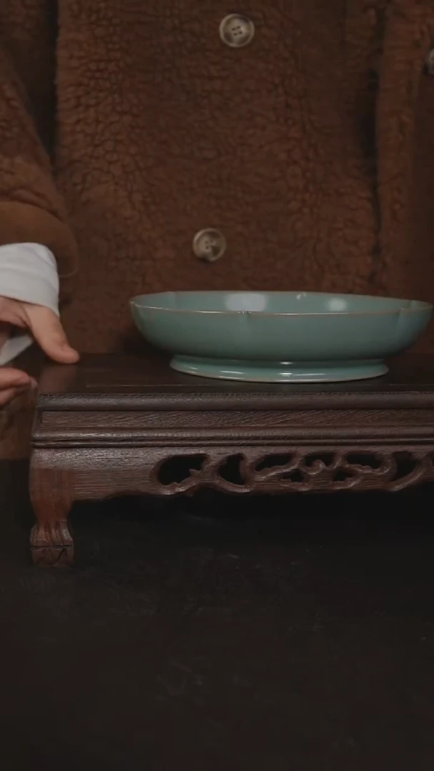 摆件瓷仿古手工葵口洗