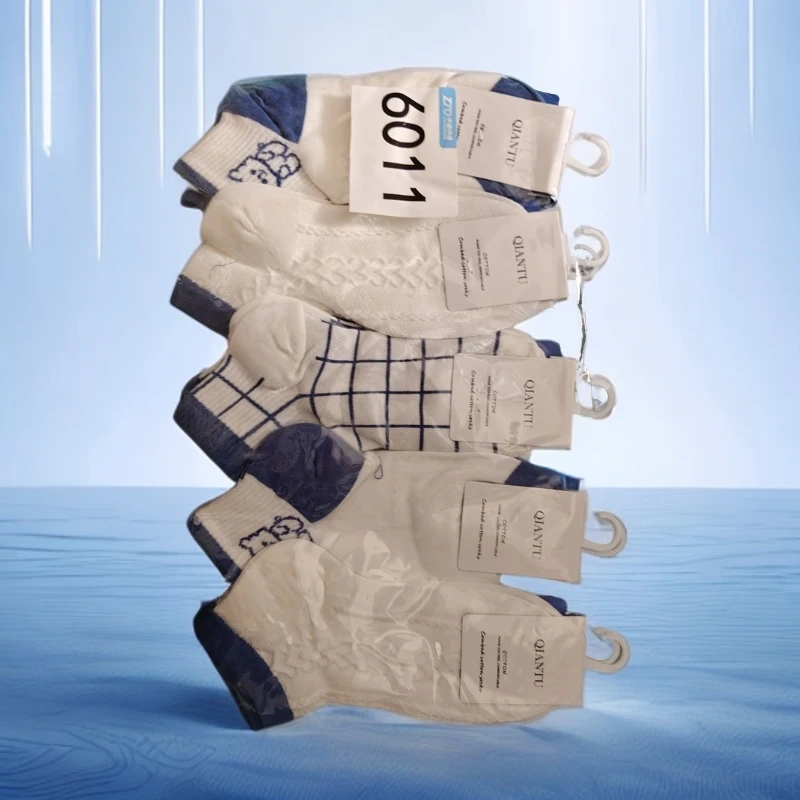 成人袜春秋袜子运动袜吸汗中筒袜时尚透气休闲袜