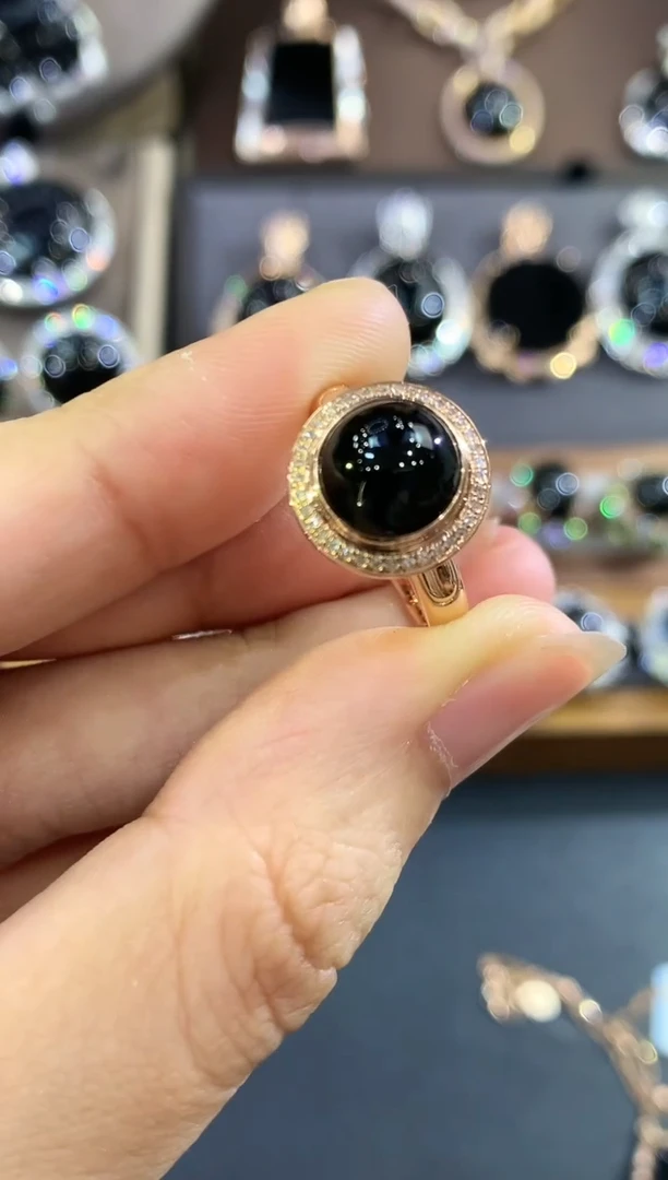 翡翠戒指18K金镶嵌G17